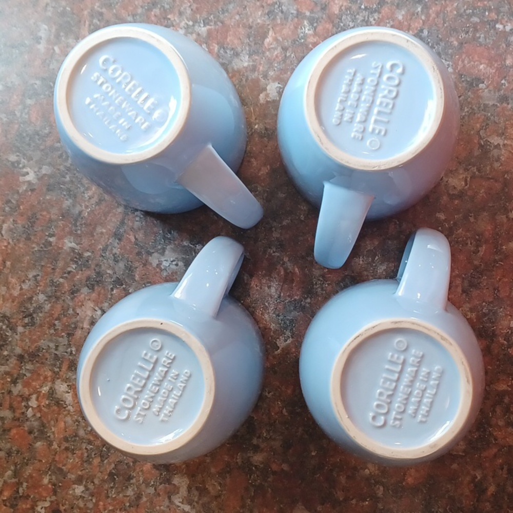 Corelle Country Cottege Light Blue Mugs- set of 4 - Picture 3 of 5